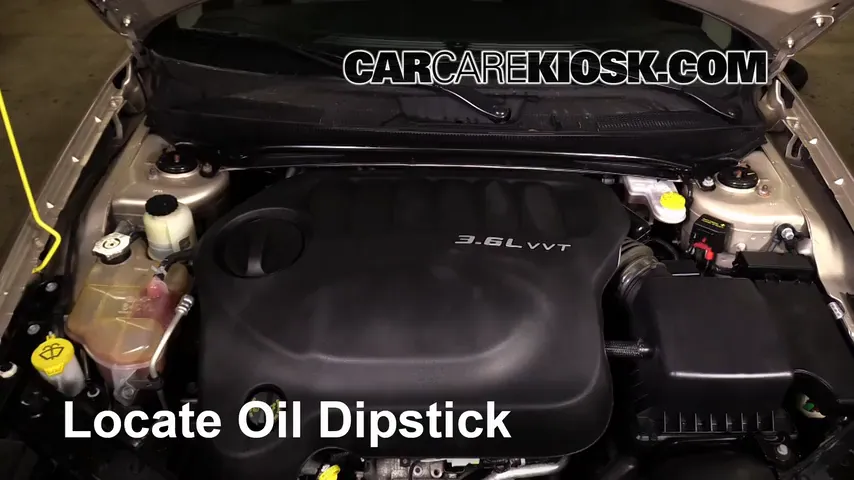 2013 Chrysler 200 Limited 3.6L V6 FlexFuel Sedan Oil Check Oil Level